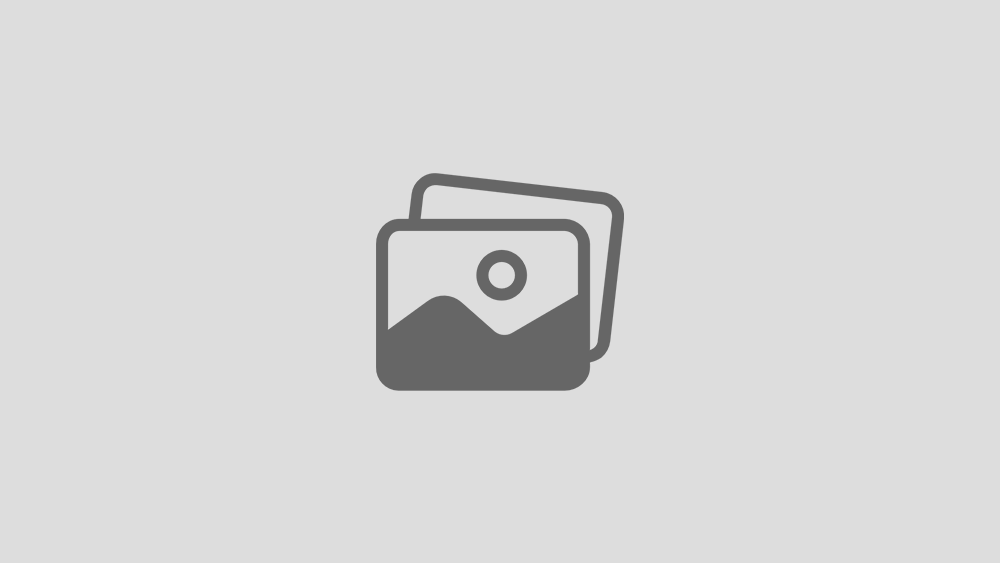 Build a Six-Figure Online Business Selling Online Courses
